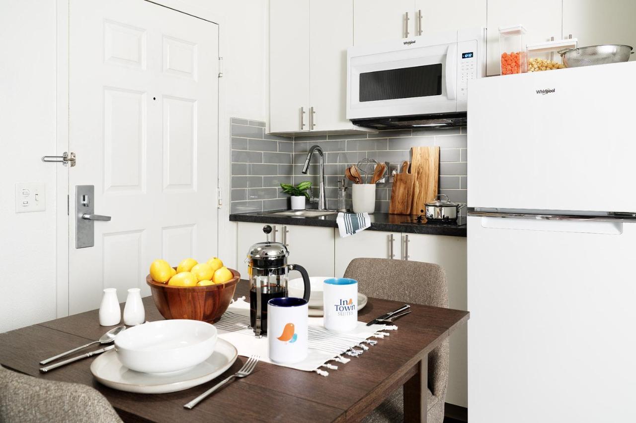 Intown Suites Extended Stay Atlanta Ga - Roswell Alpharetta Екстериор снимка
