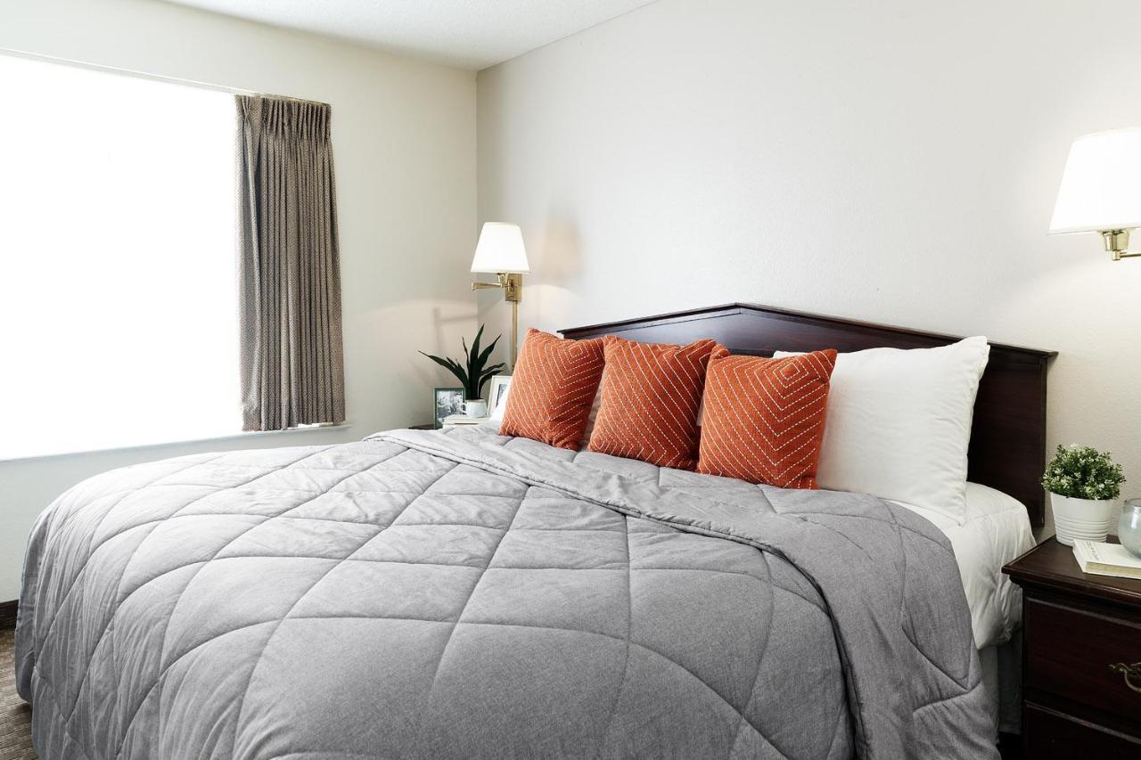 Intown Suites Extended Stay Atlanta Ga - Roswell Alpharetta Екстериор снимка